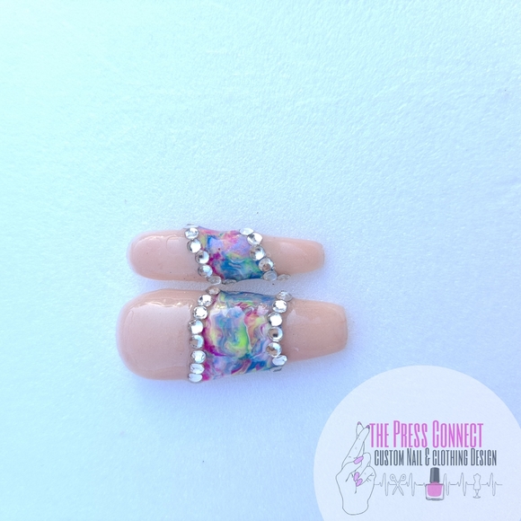 Press on Nails - Picture 5 of 5